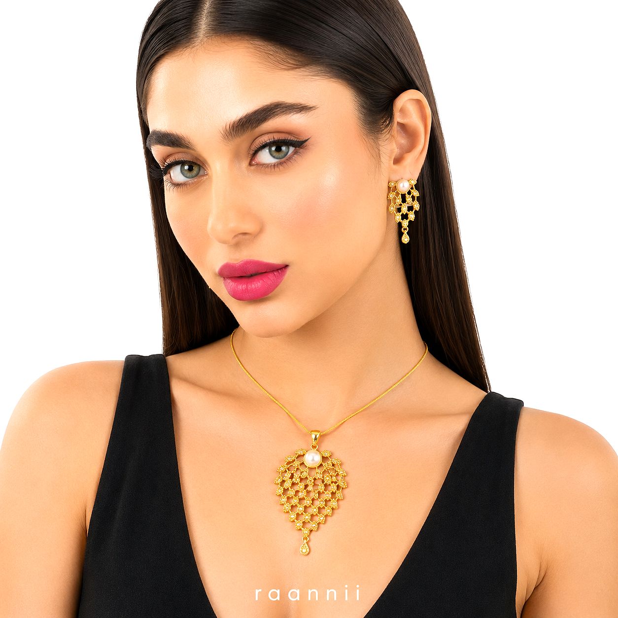 Raannii Jewelry Set Gold Plated Pearl Pendant Necklace and Drop Earrings for Women