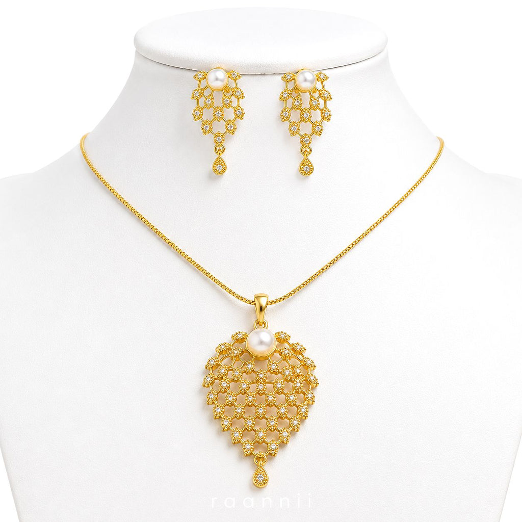 Raannii Jewelry Set Gold Plated Pearl Pendant Necklace and Drop Earrings for Women