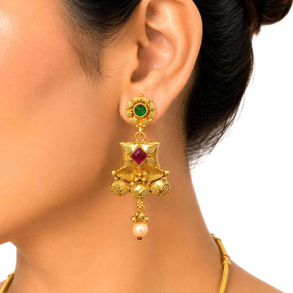 Raannii Traditional Antique Gold Necklace Set
