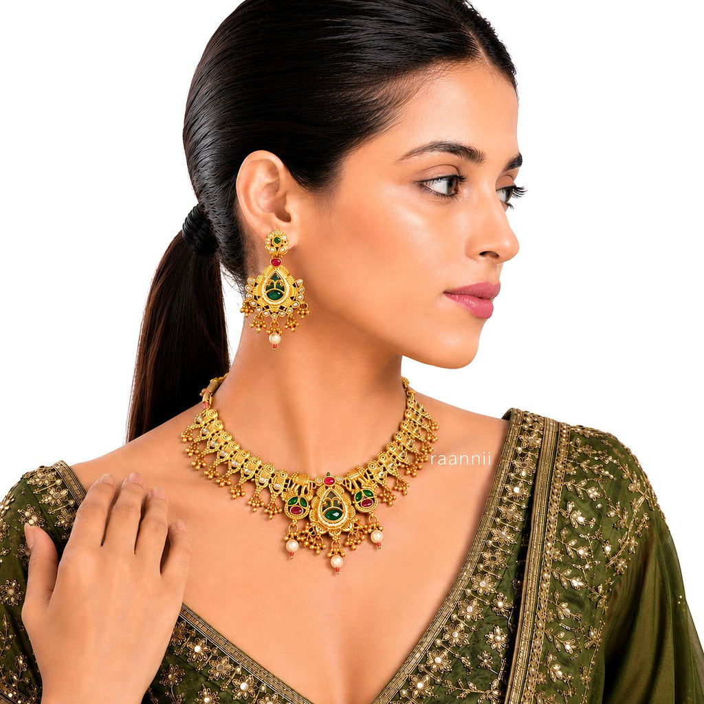 Raannii Traditional Green Stone Necklace Set