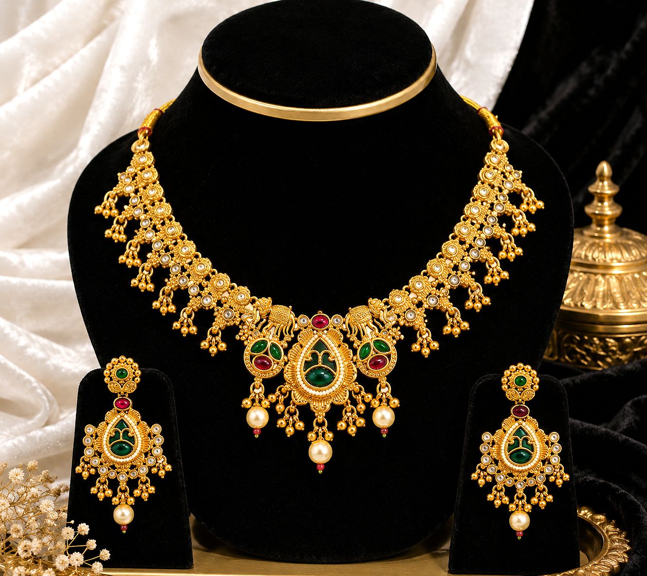 Raannii Traditional Green Stone Necklace Set