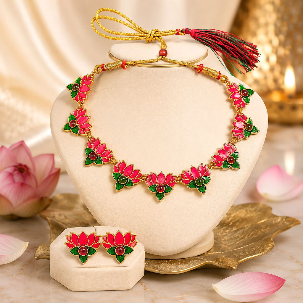 Raannii Lotus Bloom Necklace Set