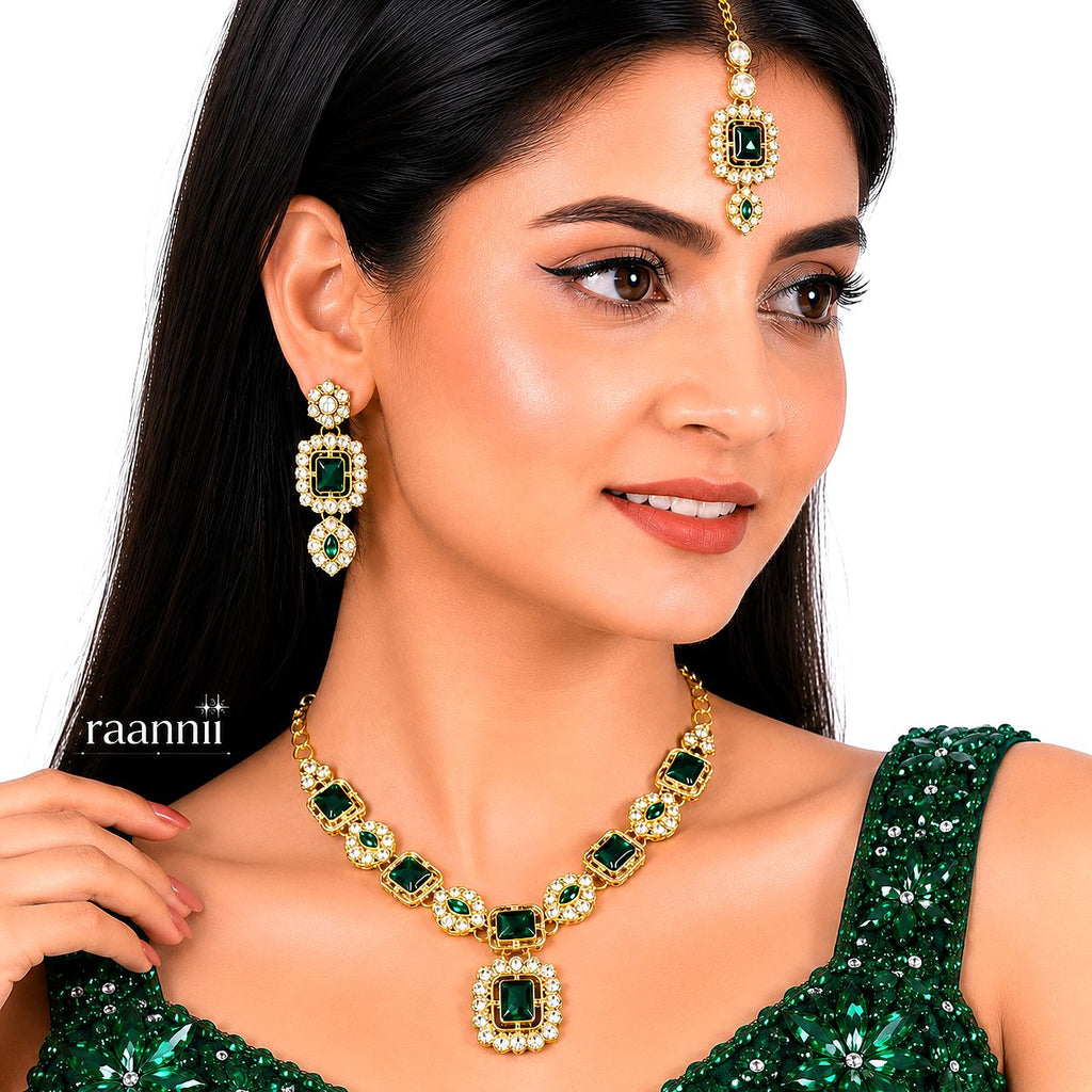 Raannii Emerald Bridal Necklace Set with Maang Tikka