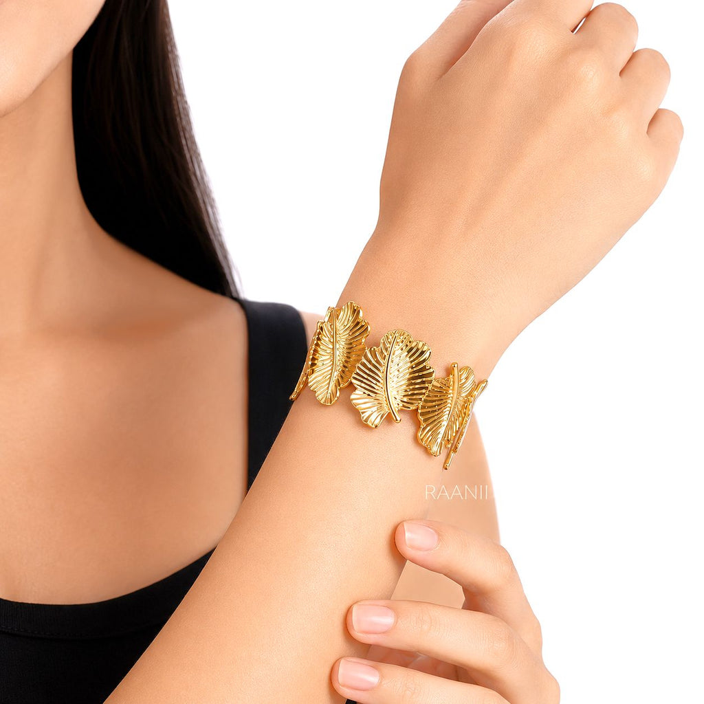 Raannii Bracelet Gold Tone Leaf Design Adjustable Cuff Bracelet for Women