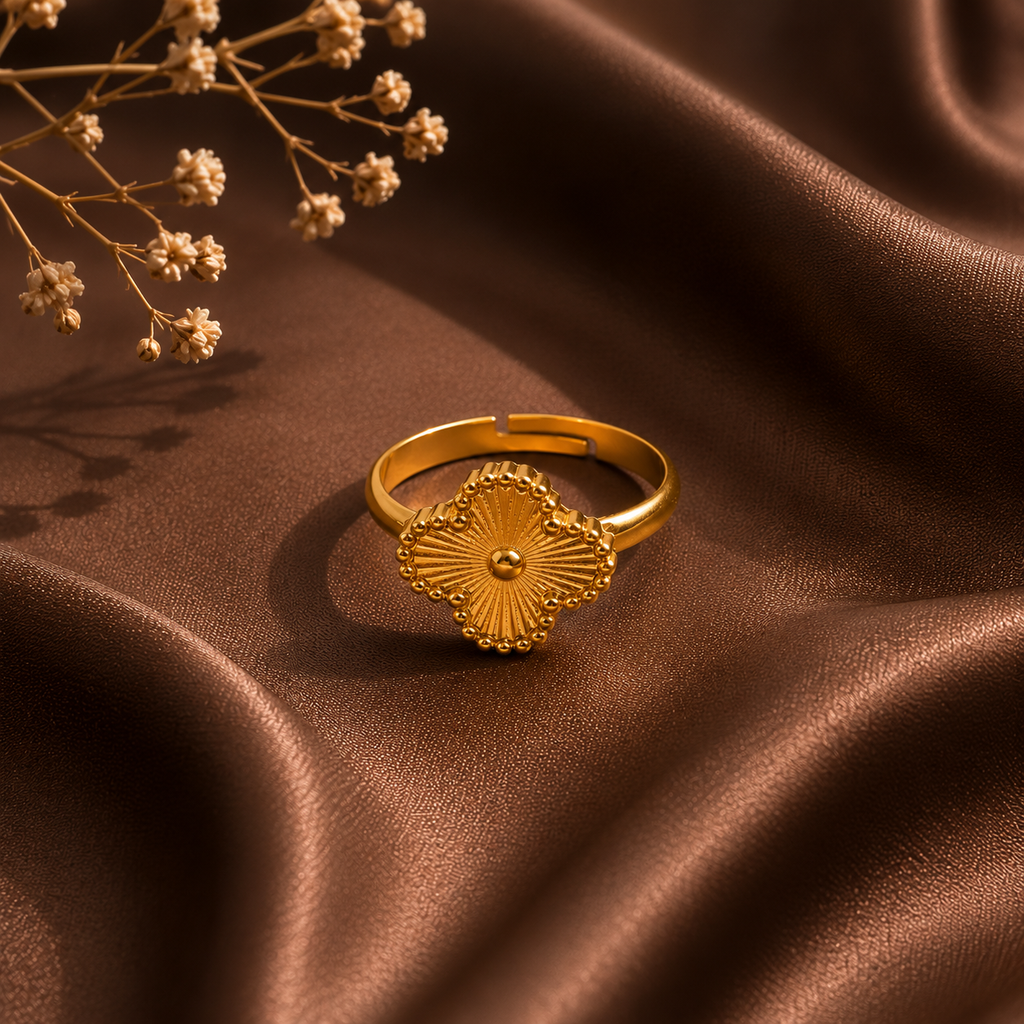 Raannii - Rings Gold Plated Clover Motif Adjustable Statement Ring for Women
