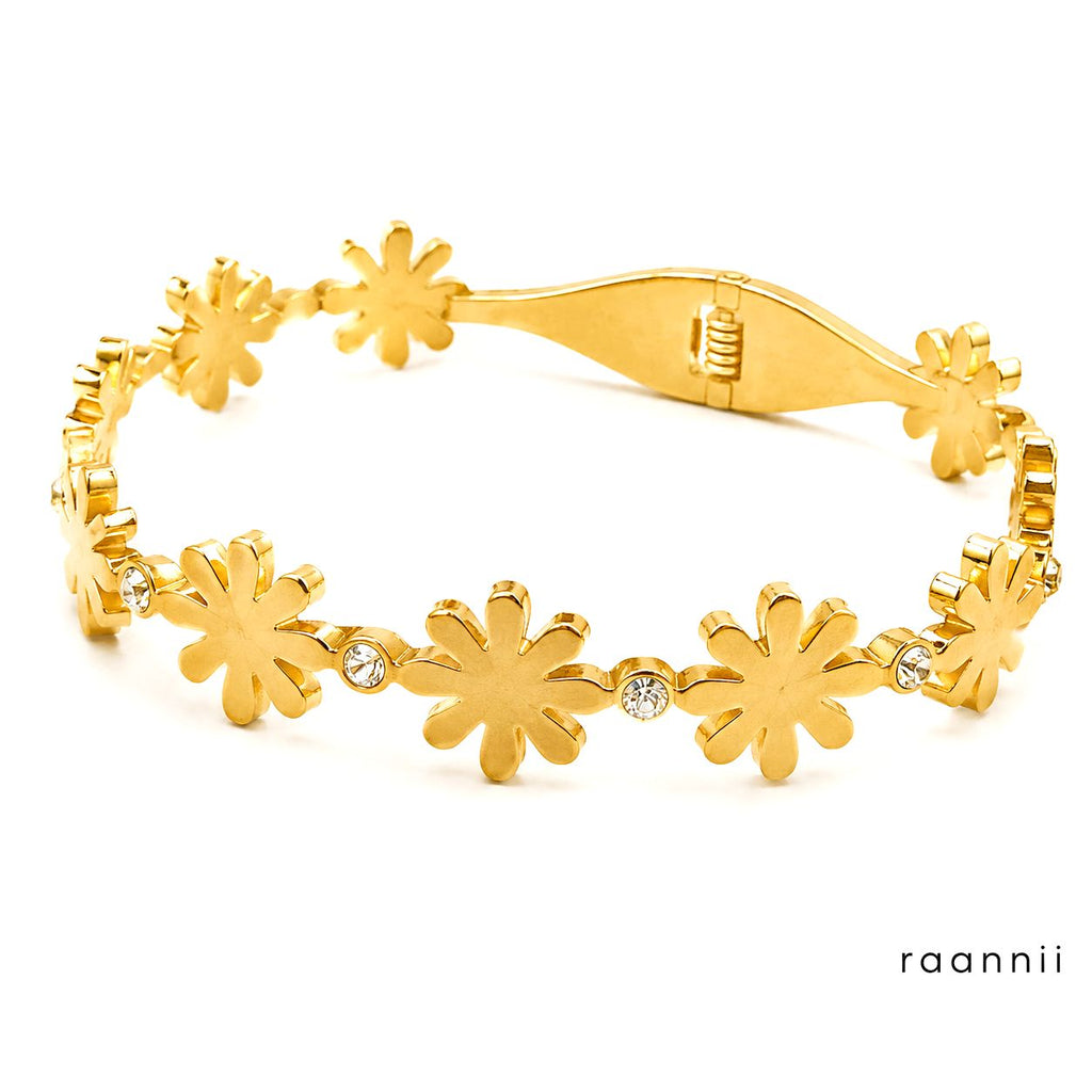 Raannii Bracelet – Gold Plated Daisy Flower Crystal Bracelet for Women