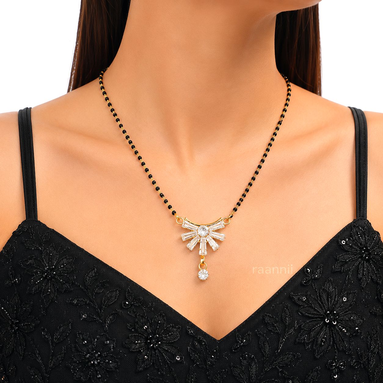Raannii Luxury Sunburst Diamond Look Mangalsutra