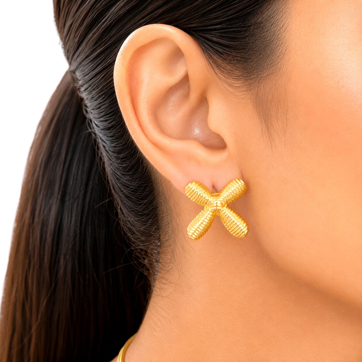 Raannii - Gold Plated Cross Pendant Necklace Set for Women