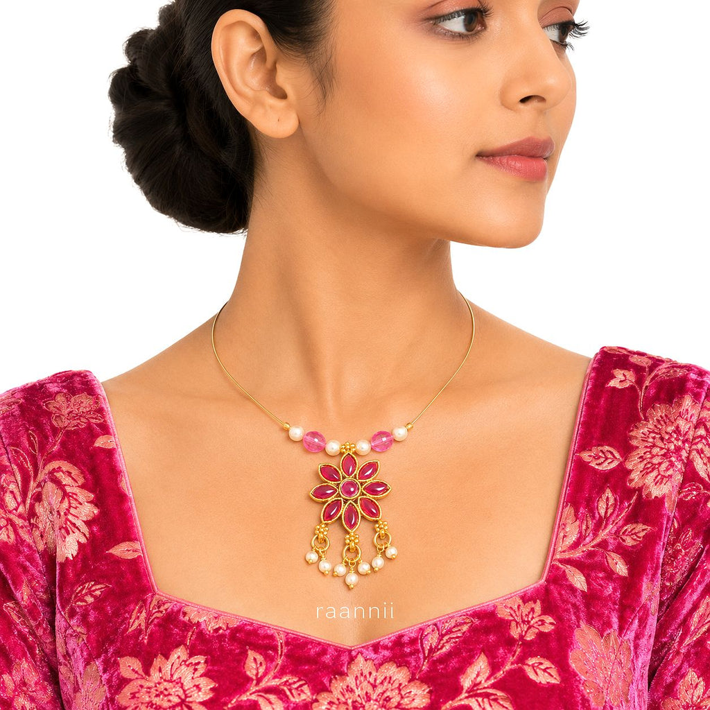 Raannii Necklace - Pink Floral Pendant Pearl Beads Necklace for Women